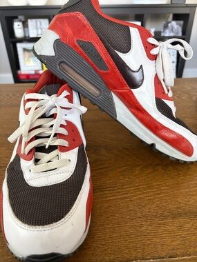 Men’s Nike Air Max 90 Sneakers in Red White and Dark Brown/Gray